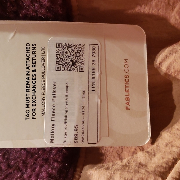 fabletics brand new pull over - Picture 4 of 5
